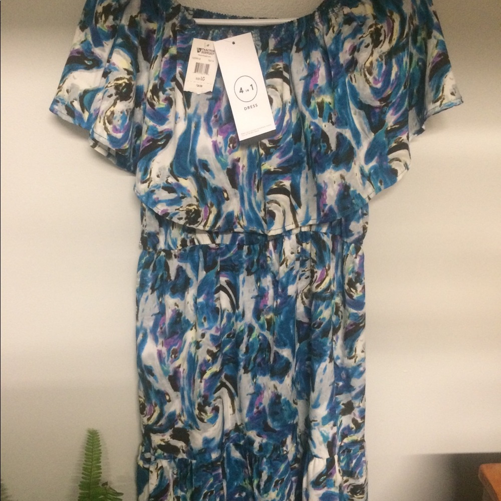 A 4 in 1 dress with vibrant colors.